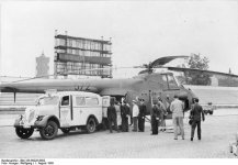 Hubschrauber und KTW 1959.jpg